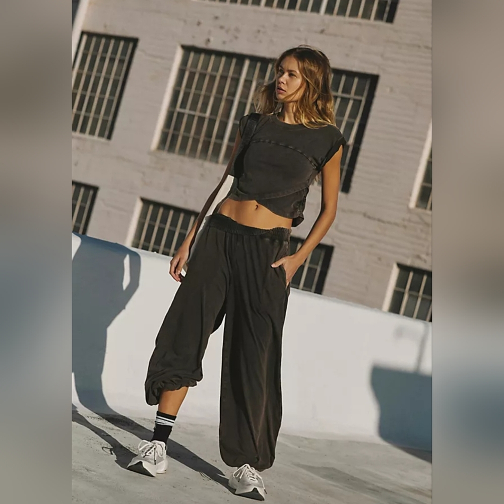 FREE PEOPLE MOVEMENT HOT SHOT 🔥 CROSSOVER SET PANTS